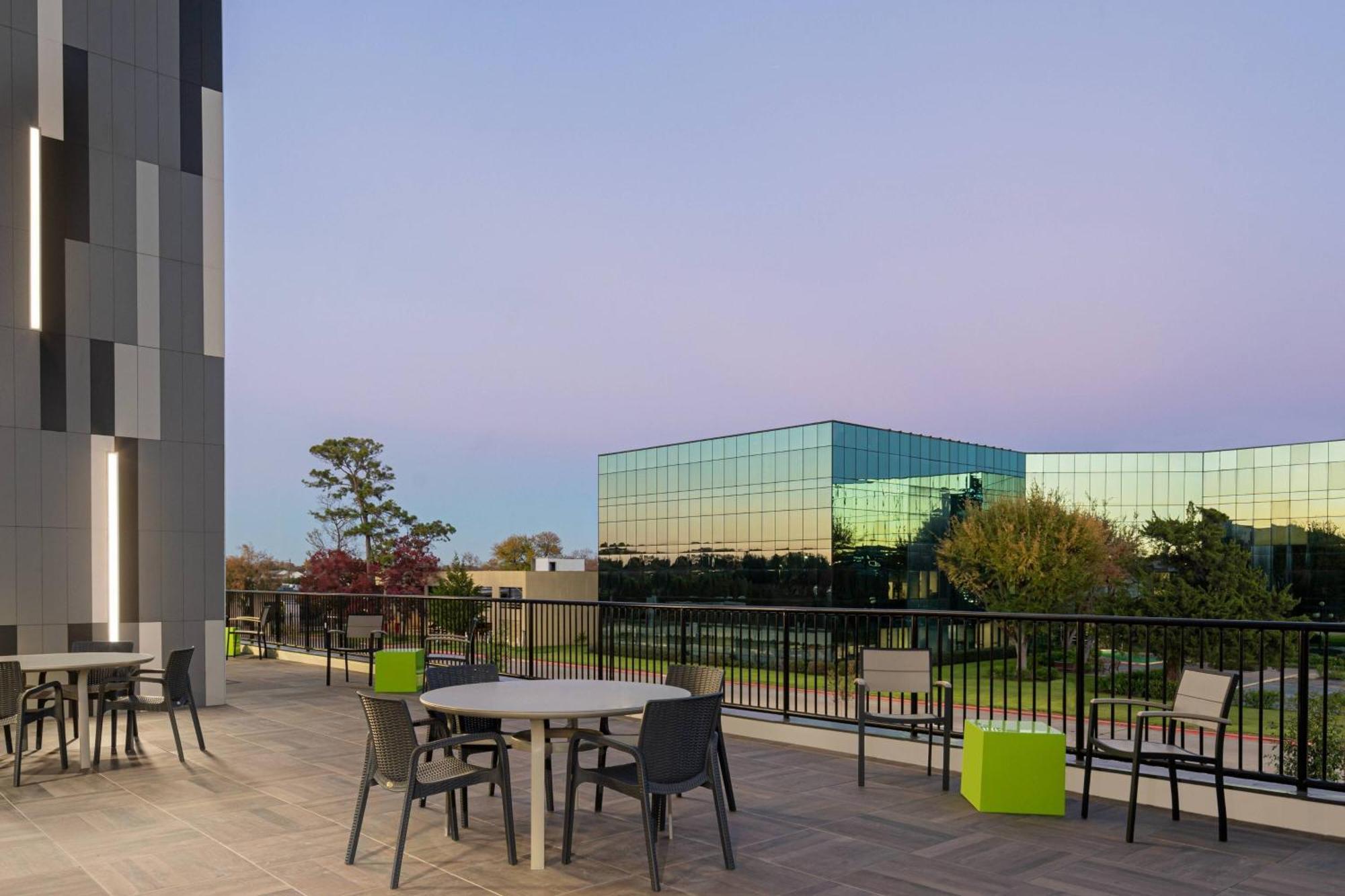 Courtyard By Marriott Houston I-10 West/Memorial Hotel Exterior photo