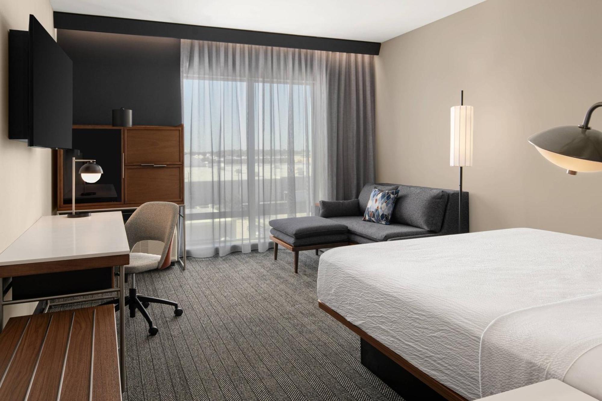 Courtyard By Marriott Houston I-10 West/Memorial Hotel Exterior photo